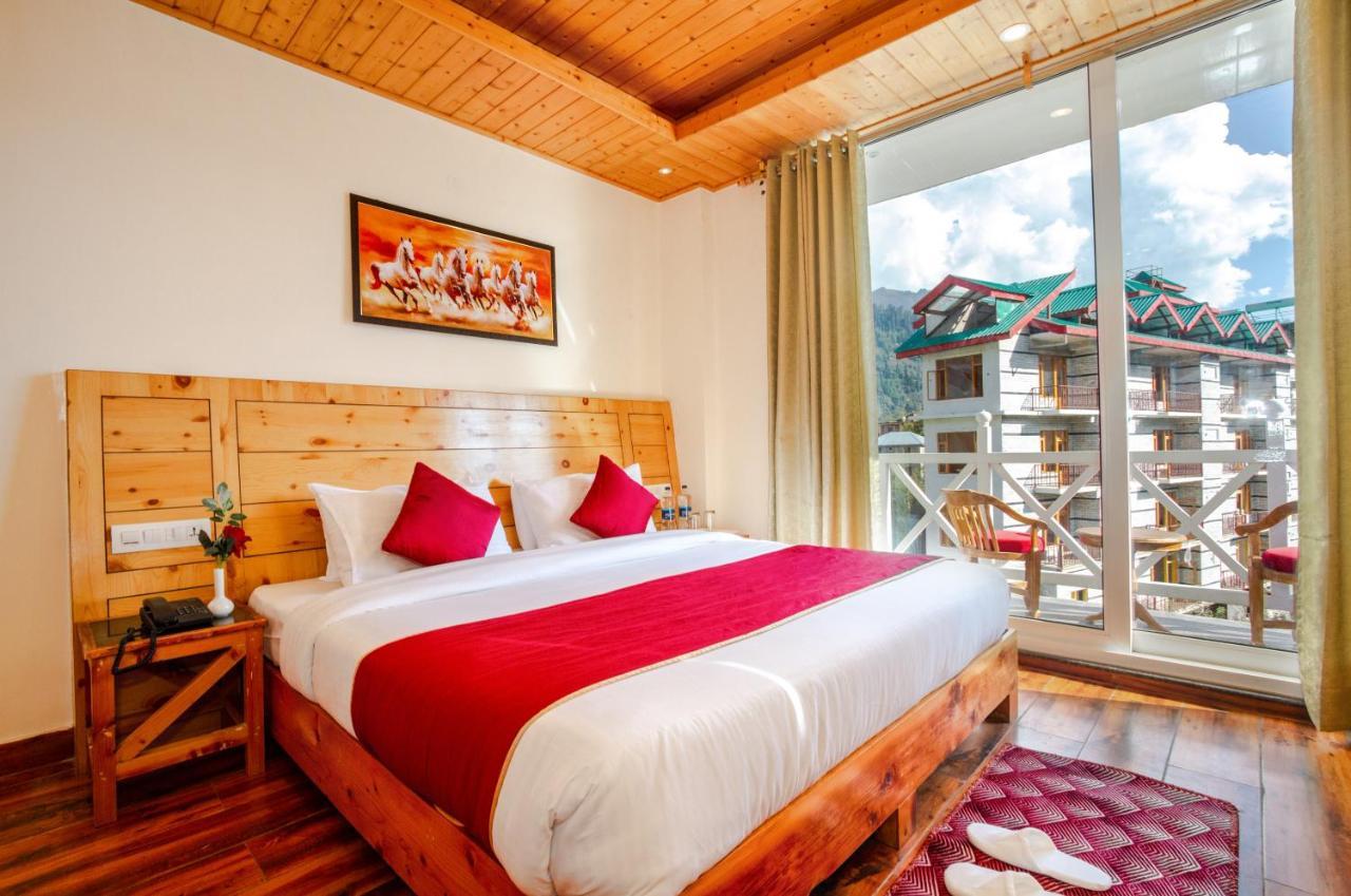 Tripli Hotels Stone House Cottage 마날리 외부 사진