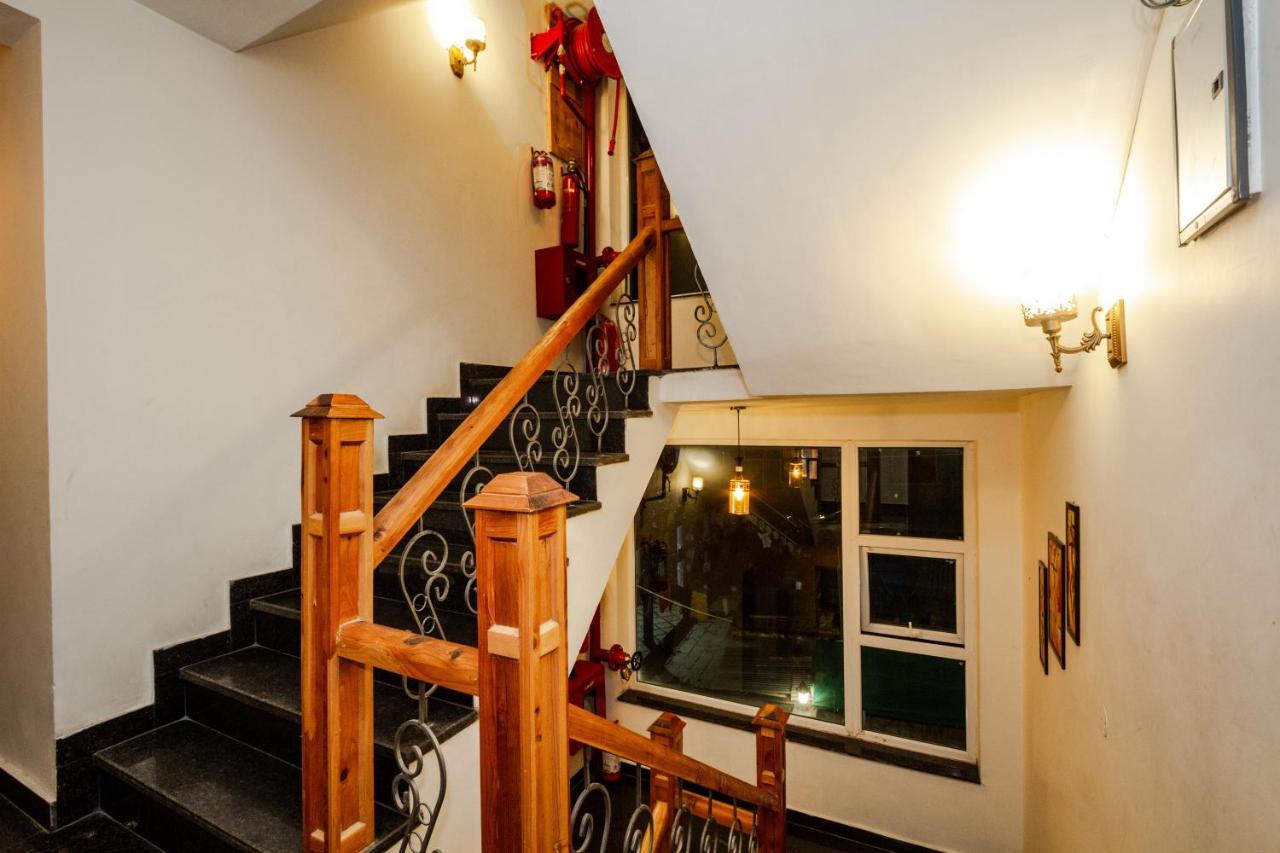 Tripli Hotels Stone House Cottage 마날리 외부 사진
