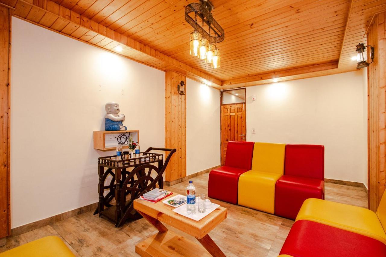Tripli Hotels Stone House Cottage 마날리 외부 사진
